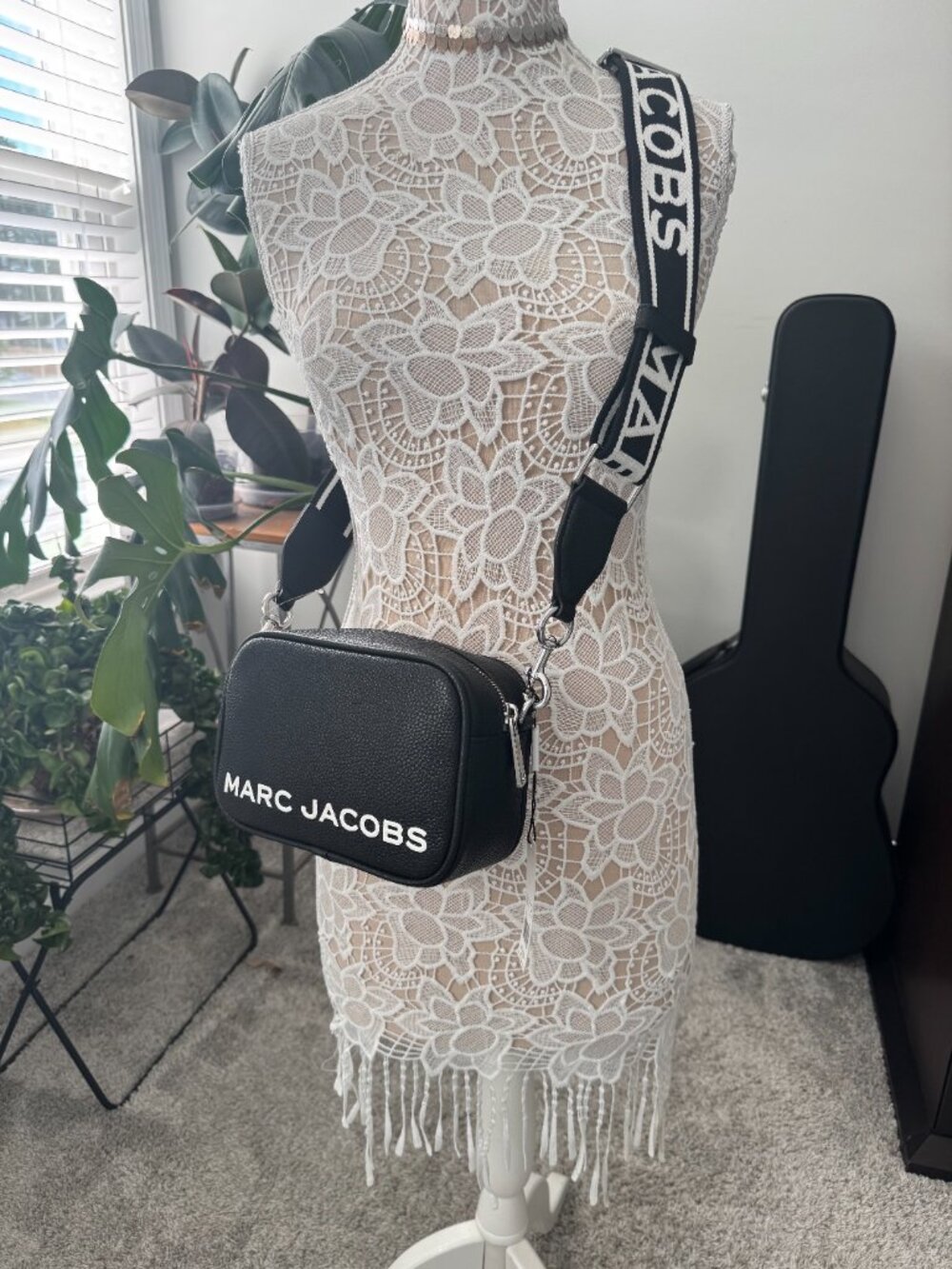 Marc Jacobs Leather Logo Camera Bag - Black